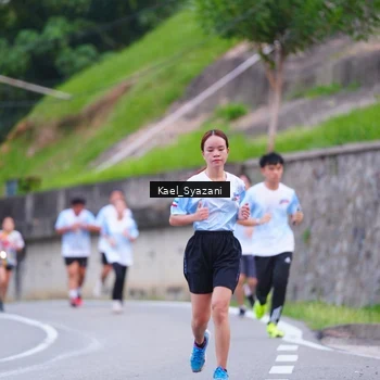 Runner Photo 7599648