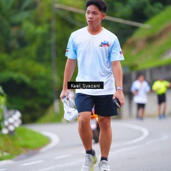 Runner Photo 7599649