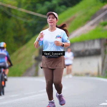 Runner Photo 7599653