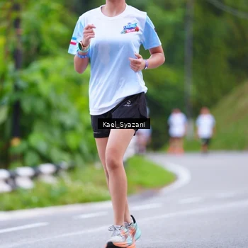 Runner Photo 7599664