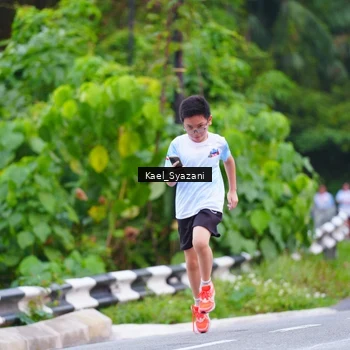 Runner Photo 7599669