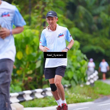 Runner Photo 7599678