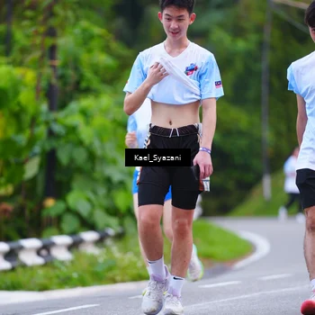 Runner Photo 7599681