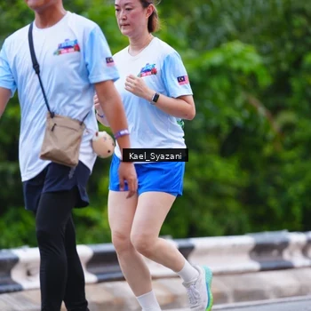 Runner Photo 7599684