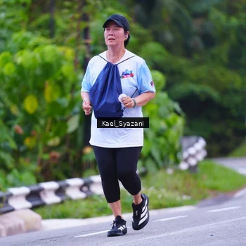 Runner Photo 7599686