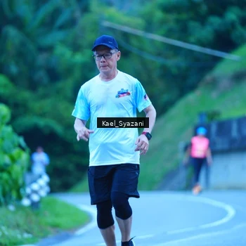 Runner Photo 7599694