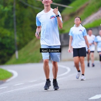 Runner Photo 7599701