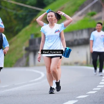 Runner Photo 7599708