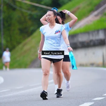 Runner Photo 7599710