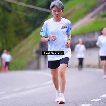 Runner Photo 7599719