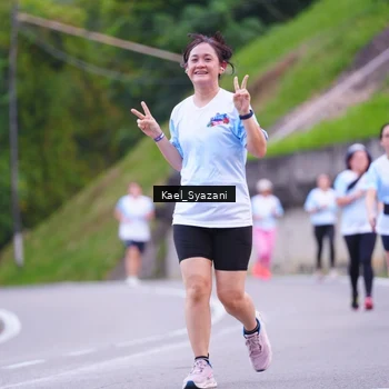 Runner Photo 7599722