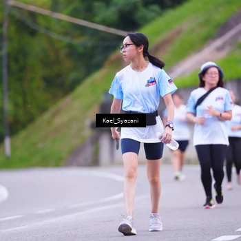 Runner Photo 7599726