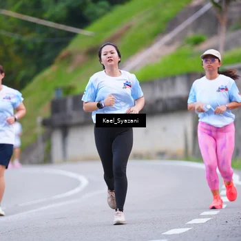 Runner Photo 7599730
