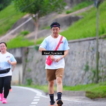 Runner Photo 7599741