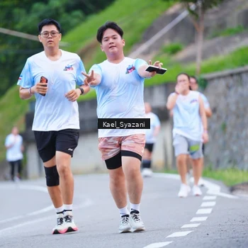 Runner Photo 7599750