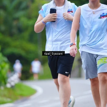 Runner Photo 7599752