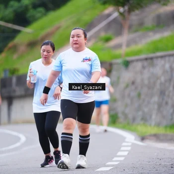 Runner Photo 7599757