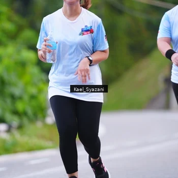 Runner Photo 7599758