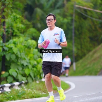 Runner Photo 7599759