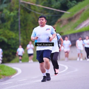 Runner Photo 7599763