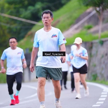 Runner Photo 7599774