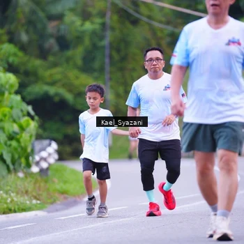 Runner Photo 7599778