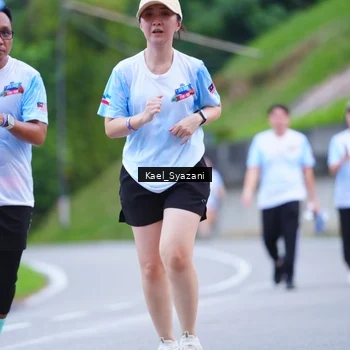 Runner Photo 7599780