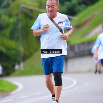 Runner Photo 7599789