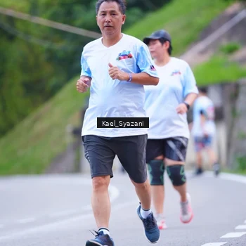 Runner Photo 7599791