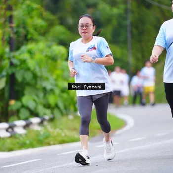 Runner Photo 7599795