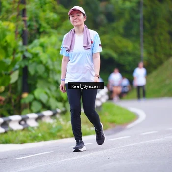 Runner Photo 7599796