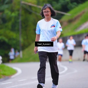 Runner Photo 7599812