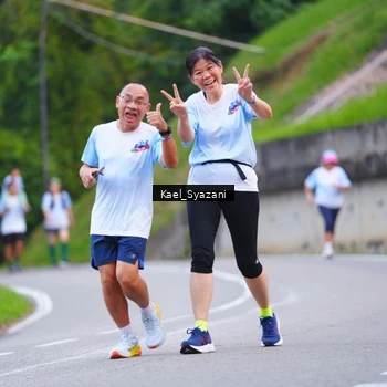 Runner Photo 7599819
