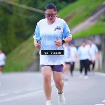Runner Photo 7599831