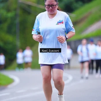 Runner Photo 7599836