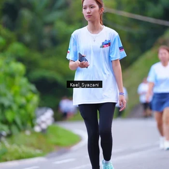 Runner Photo 7599837