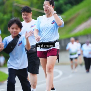 Runner Photo 7599858