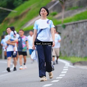 Runner Photo 7599873