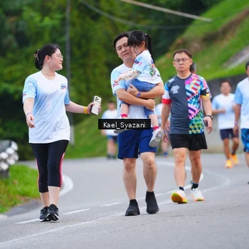 Runner Photo 7599874