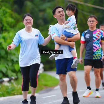 Runner Photo 7599875