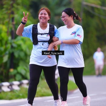 Runner Photo 7599884