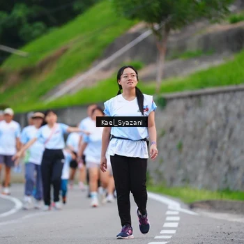 Runner Photo 7599891