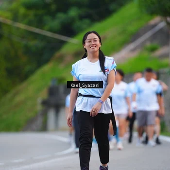 Runner Photo 7599894