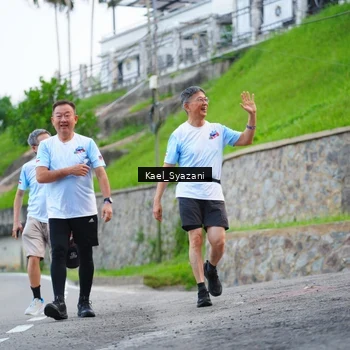 Runner Photo 7599902