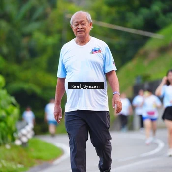 Runner Photo 7599910