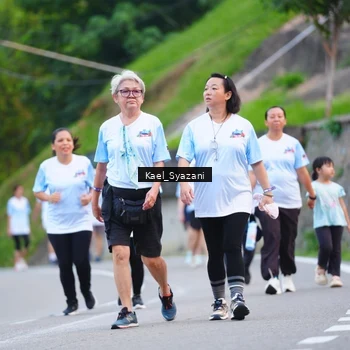 Runner Photo 7599914