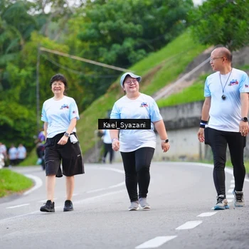 Runner Photo 7599930