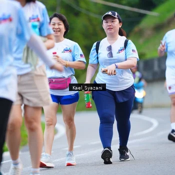 Runner Photo 7599943