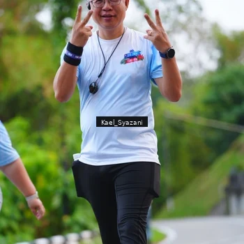 Runner Photo 7599974