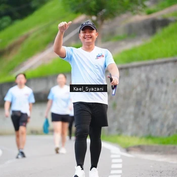 Runner Photo 7599979